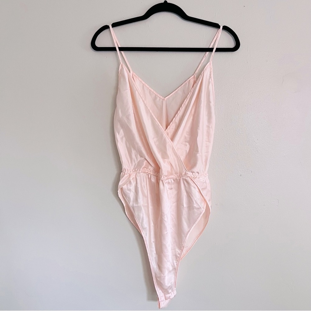 Victorias Secret Gold Label Satin Teddy Bodysuit, Petal Pink, Size Large